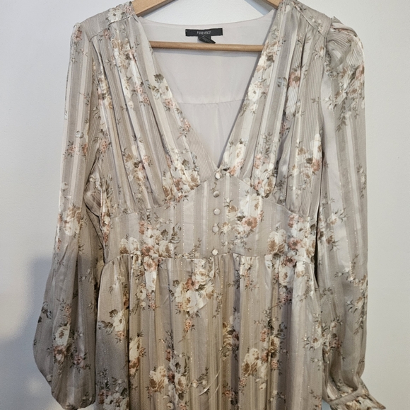 Forever 21 gray floral prairie max dress - Picture 2 of 8